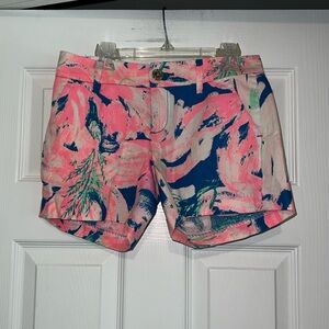 Woman’s Lilly Pulitzer Short Size 00 Tailored In Back Pink Green Blue